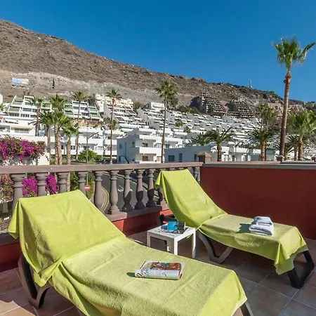 The Harbour Club Apartment