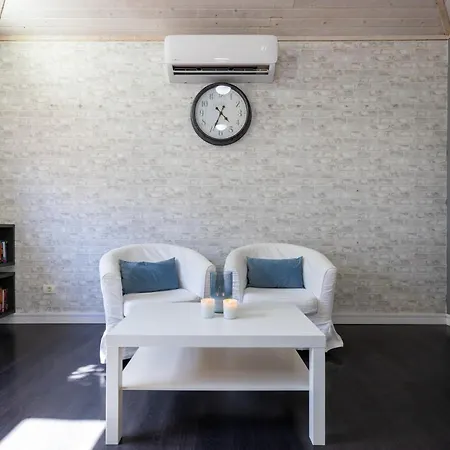 The Harbour Club Apartament *