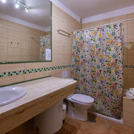 The Harbour Club Apartament *