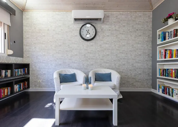 The Harbour Club דירה *