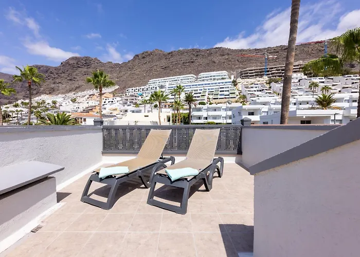 The Harbour Club אקנטילדו דה לוס גיגנטס