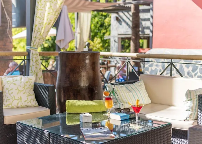 The Harbour Club דירה *